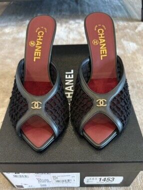 CHANEL COCO BEACH MULES 2026 Size 37